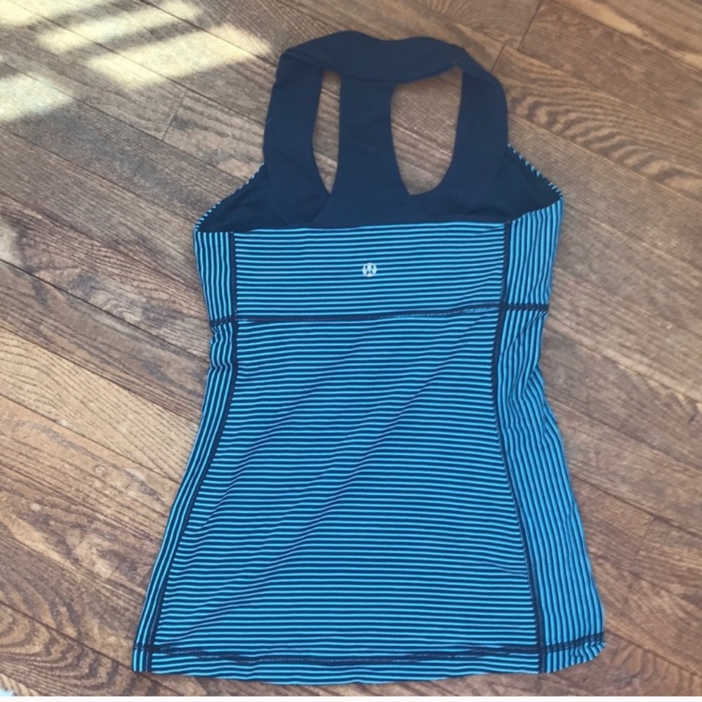 Lululemon top - Picture 2 of 4